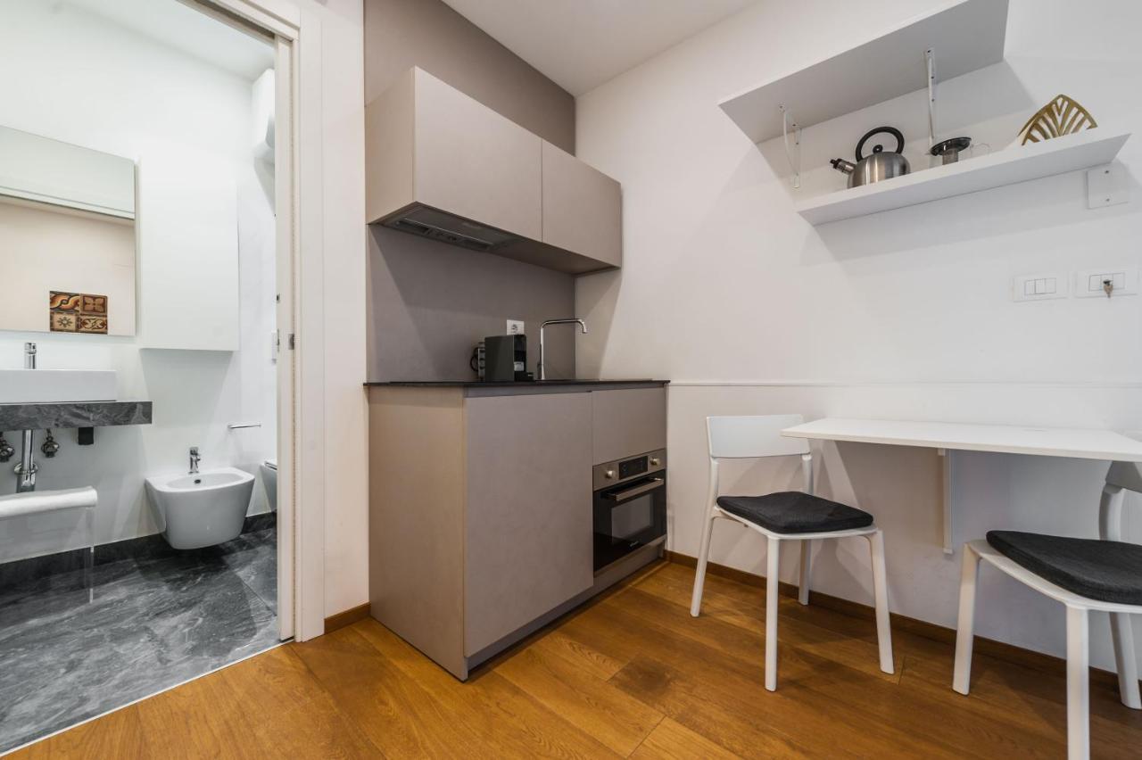 Rg8 Independent Apartment カターニア エクステリア 写真